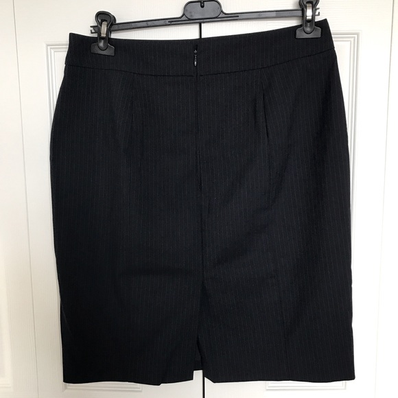 Ann Taylor pin-striped pencil skirt - Picture 3 of 9